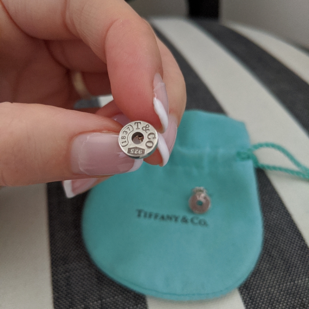 Tiffany & Co. Silver Disc Stud Earrings on Tiffany Blue Pouch - Picture 7 of 9